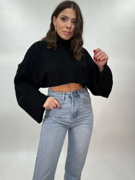 Cropped Turtleneck Knitted Top - Black