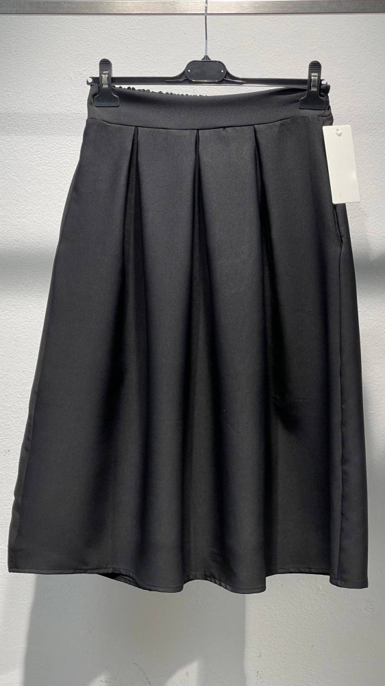 Solid Colour Skirt - Black