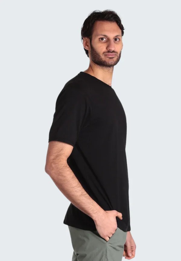 Basic V-Neck T-shirt - Black