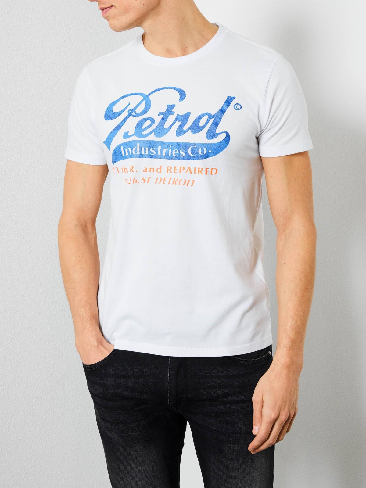 Online Boutique Cyprus | No Limits Fashion | Petrol Industries T-shirt with  Logo Print - White
