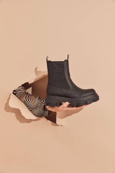 Chelsea High Boots - Black