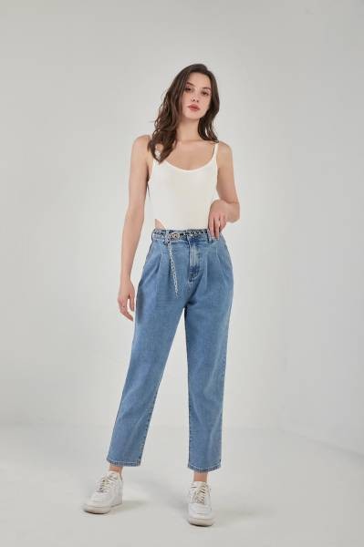 Mom Fit Jeans with Belt - Blue