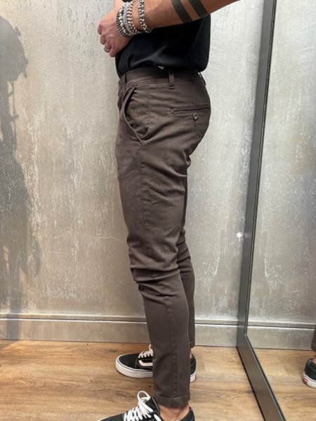 Slim Fit Chino Trousers - Brown
