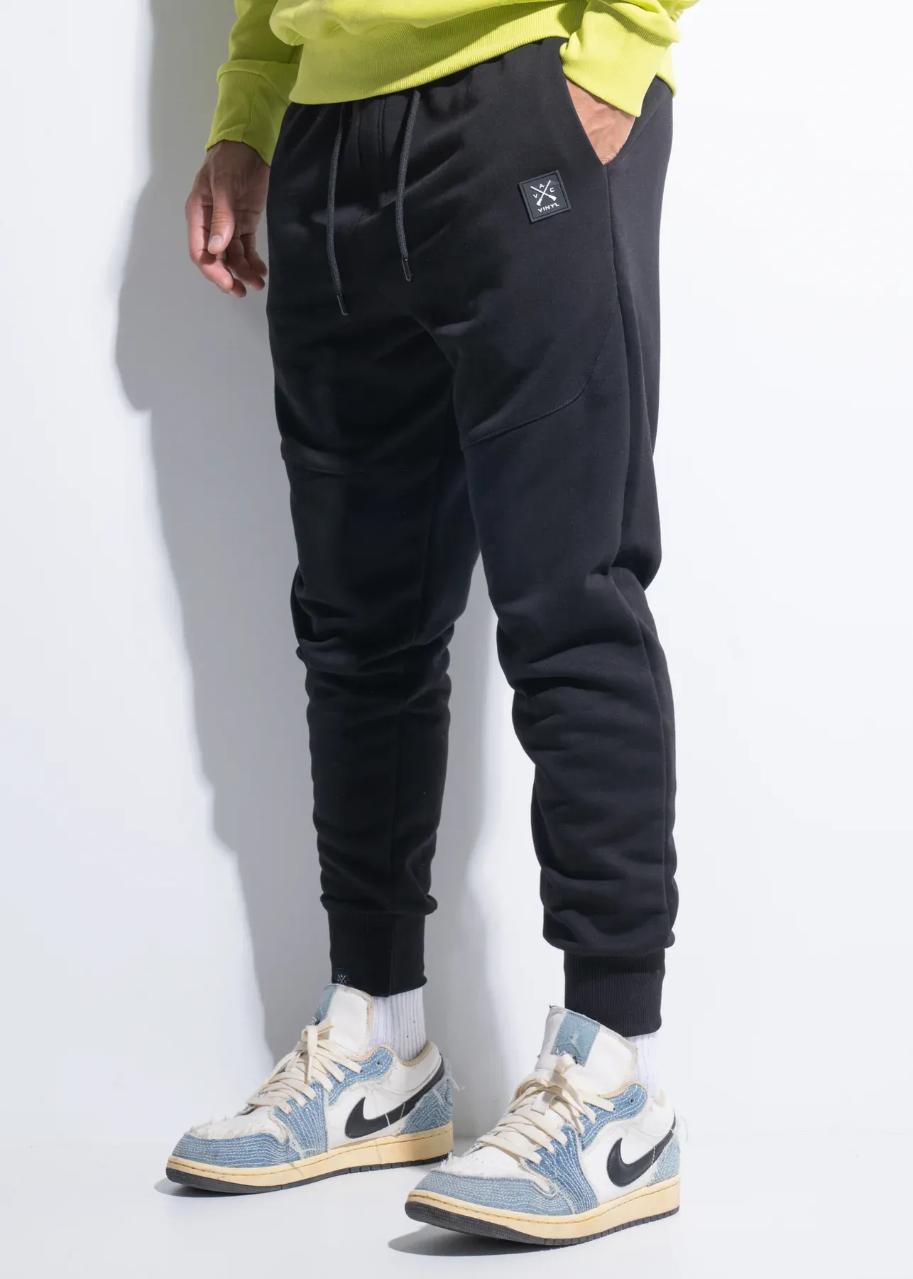 Vinyl Essential Sweatpants - Black