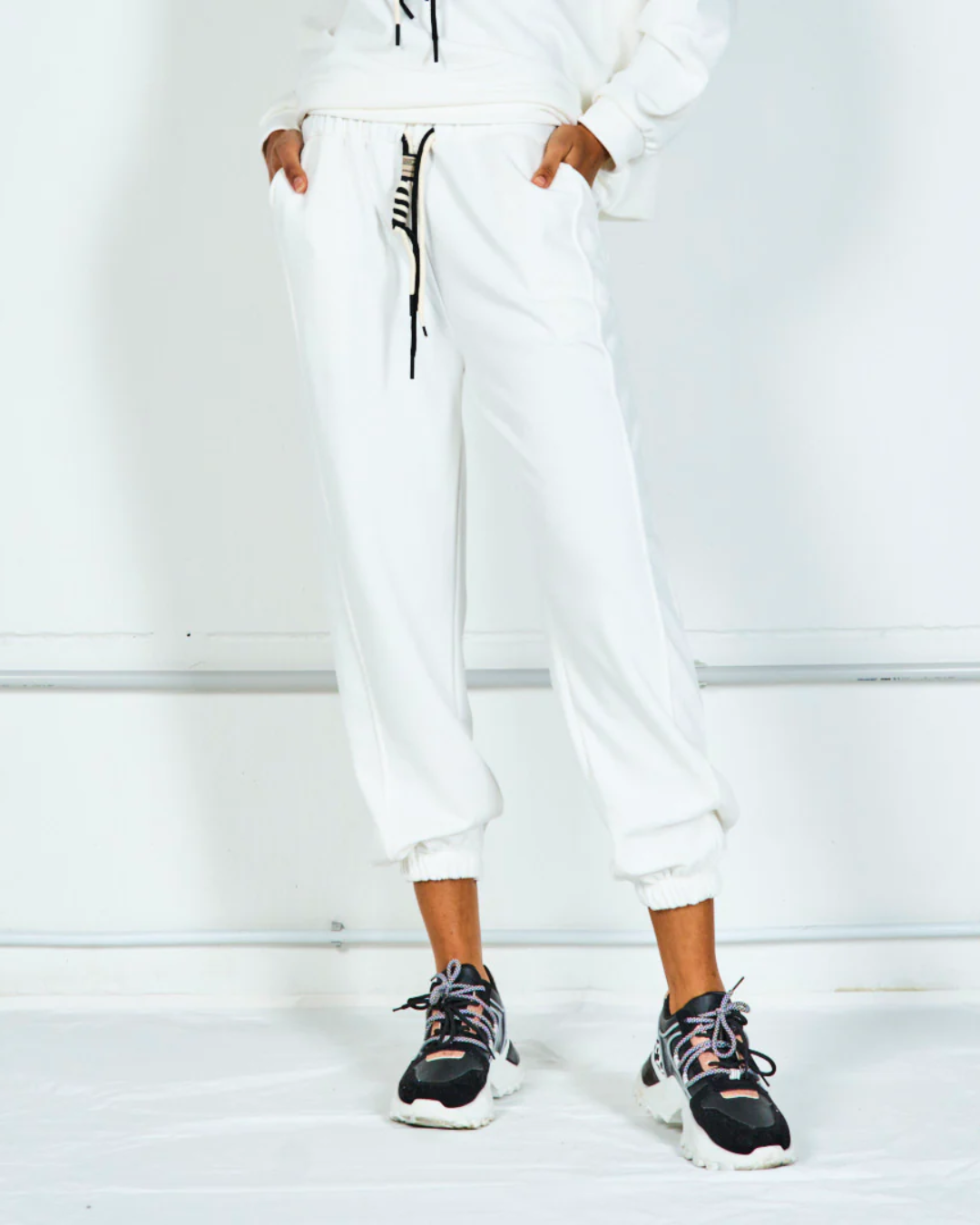Elastic Jogger Pants - White