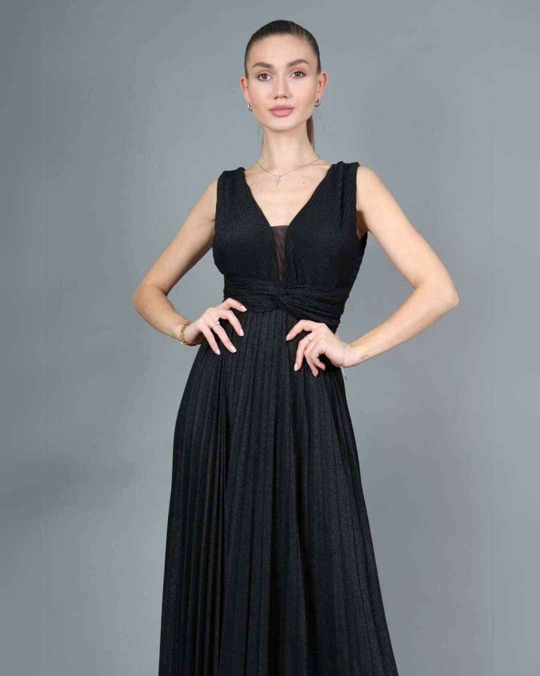 Shiny Pleated Maxi Dress - Black