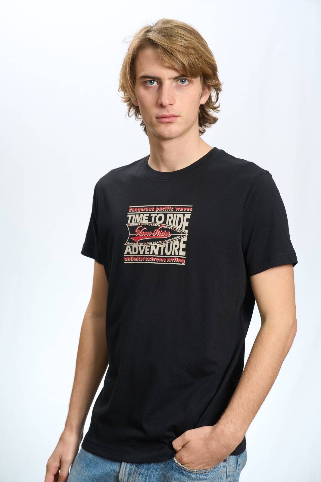 Adventure T-shirt - Black