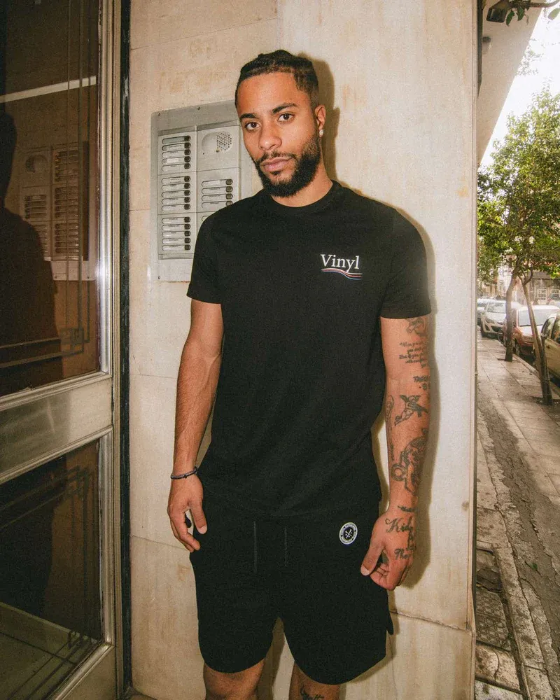 Vinyl Monocuts Shorts - Black