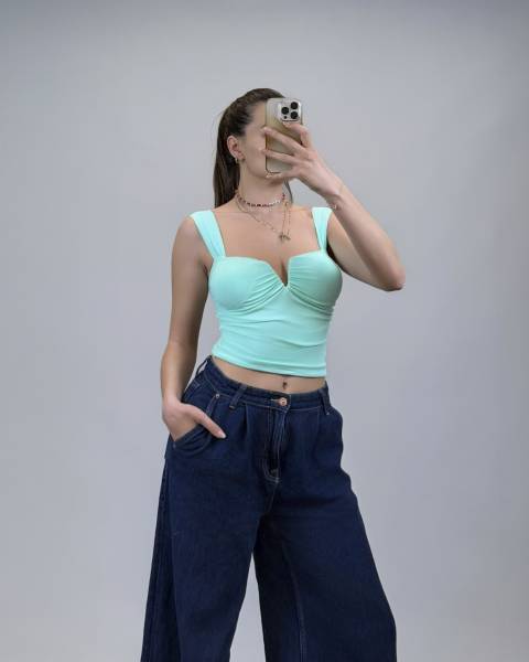 Ruched V Neck Crop Top - Mint