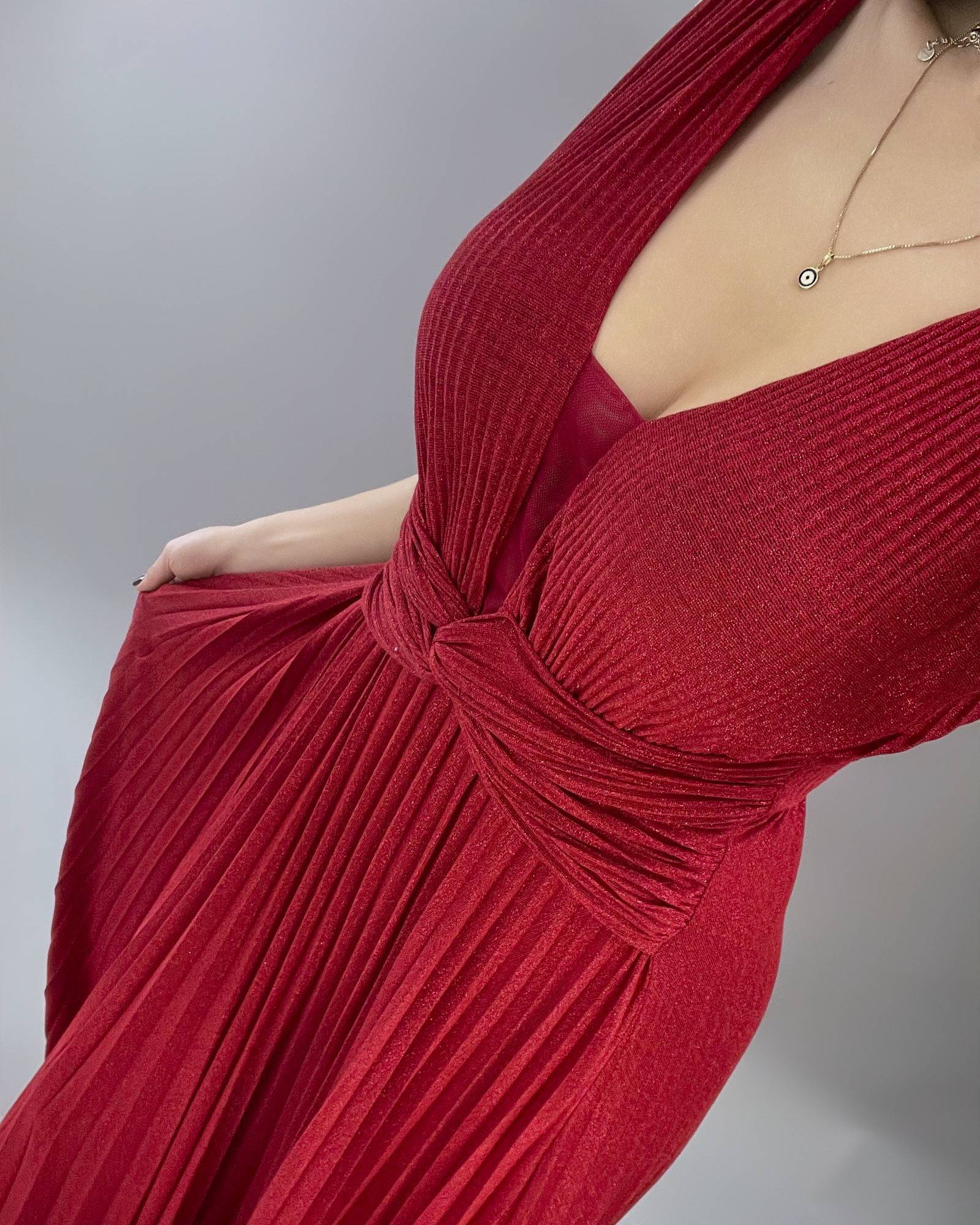 Shiny Pleated Maxi Dress - Red