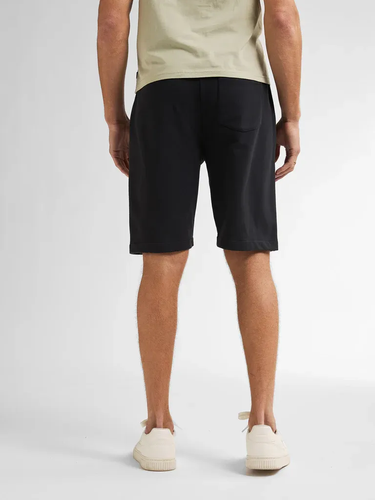Petrol Jogging Shorts Porthole - Black