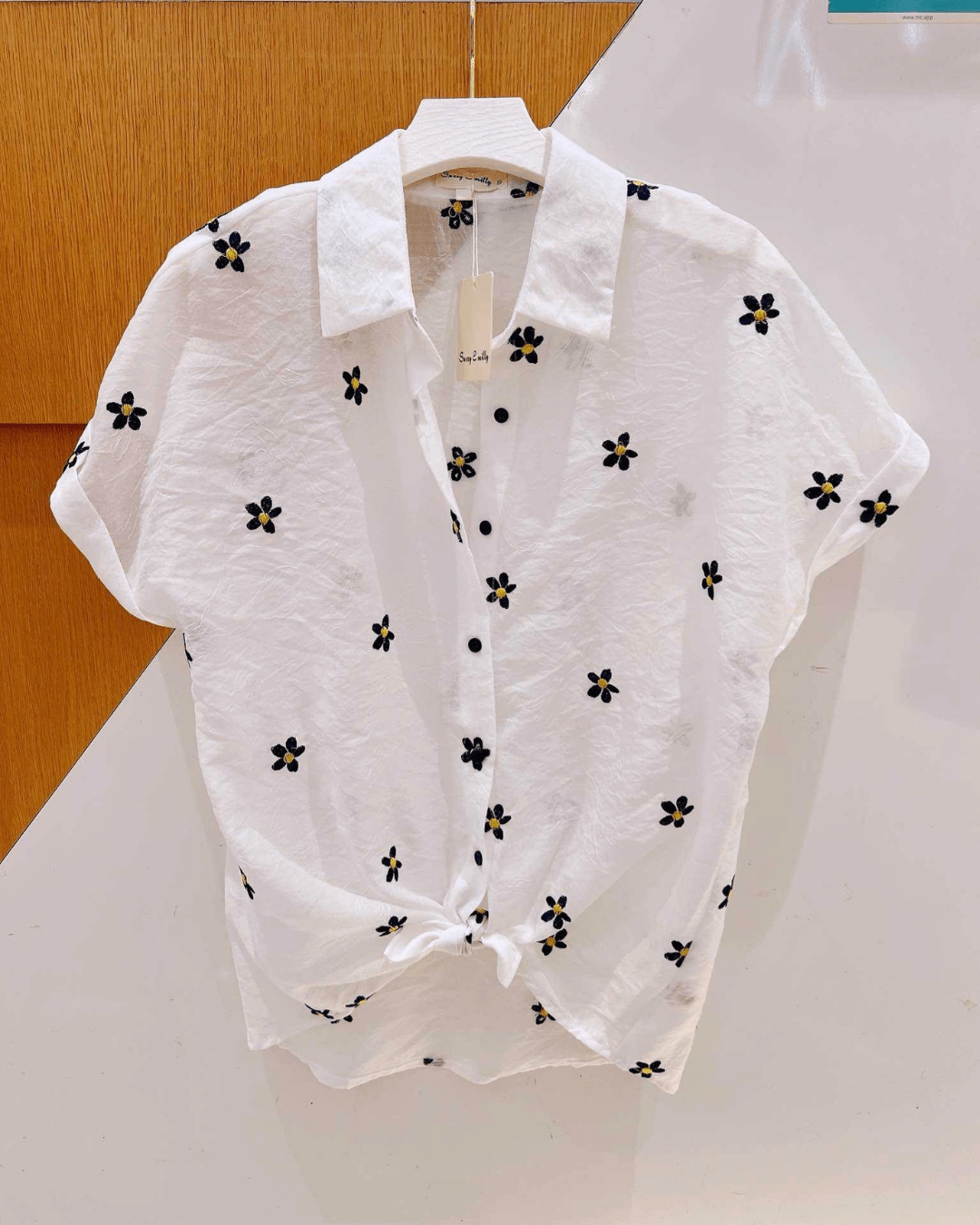 Embroidery Detail Shirt - White