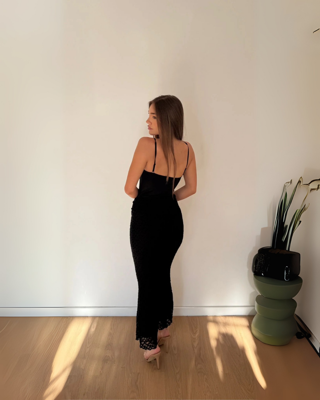 Crochet High-Waist Mermaid Skirt - Black