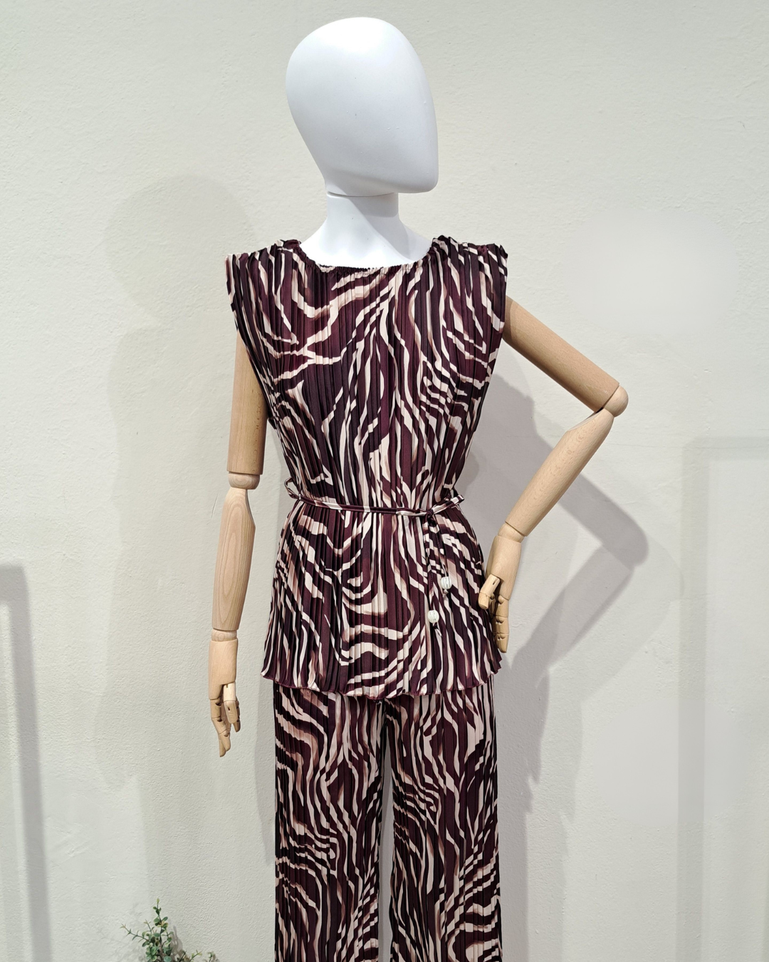 Pleated Printed Top with Tie Waist - Bordeaux