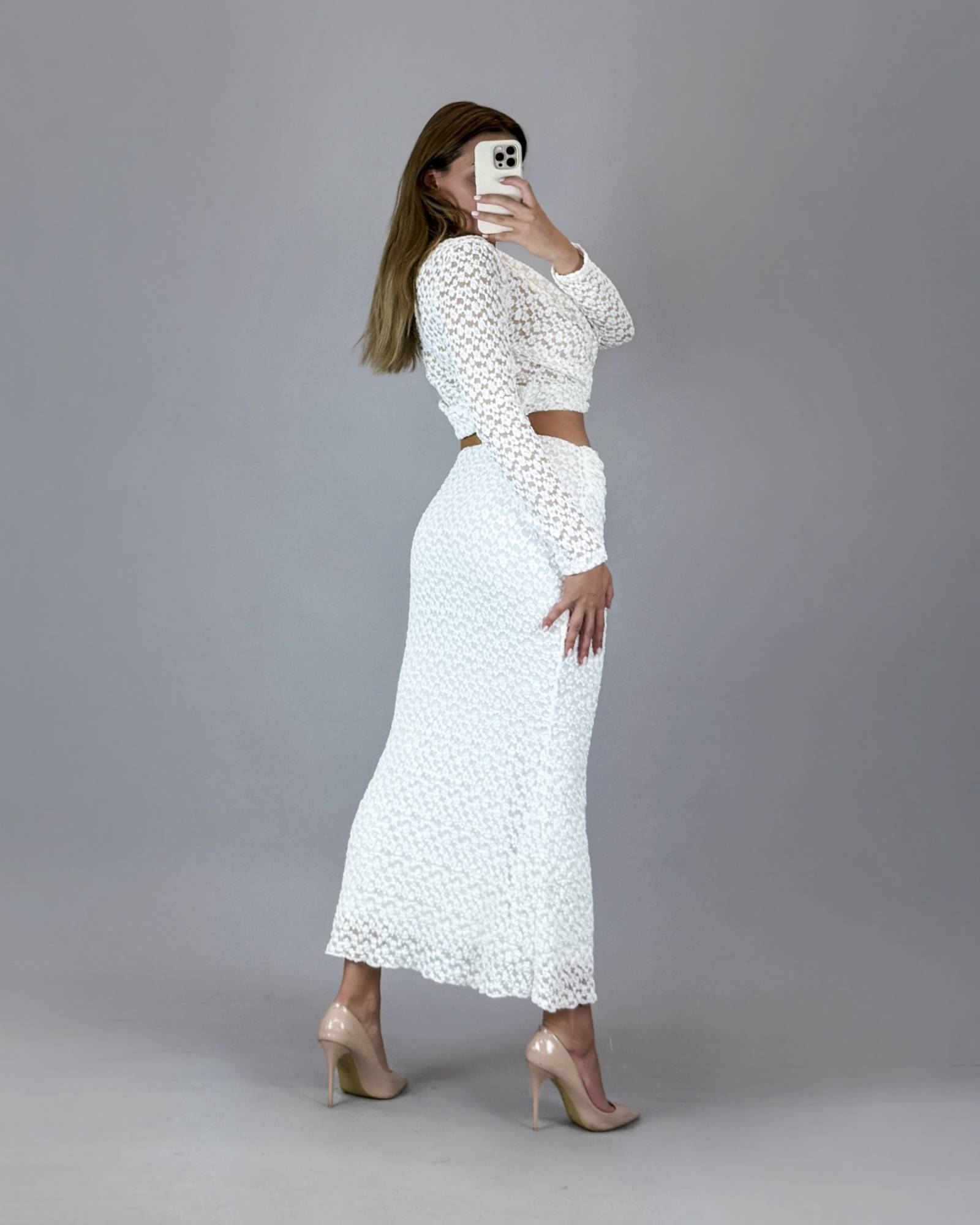 Lace Long-Sleeve Top with Gold Accent Detail - White