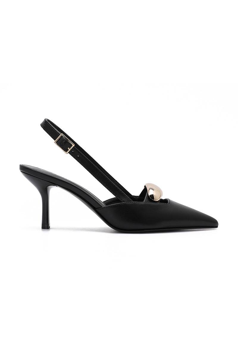 Pointed Toe Pumps - Black