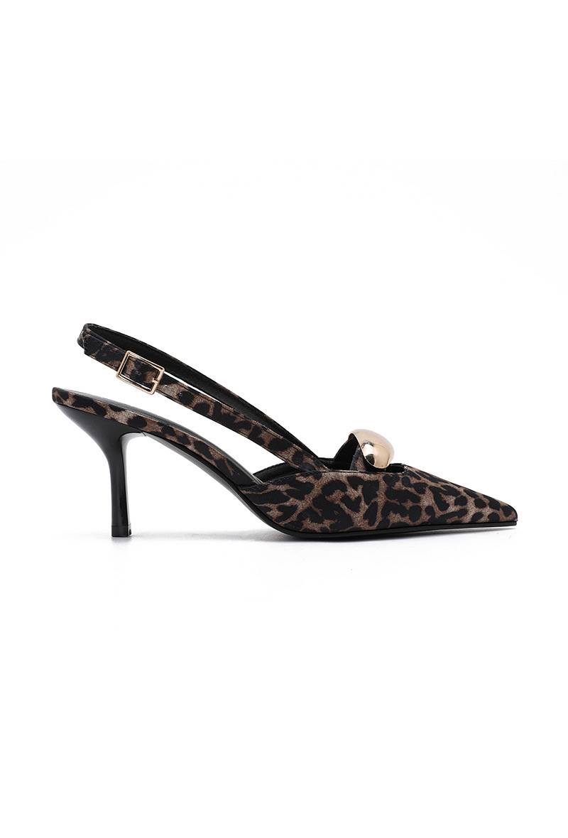 Pointed Toe Pumps - Leopard