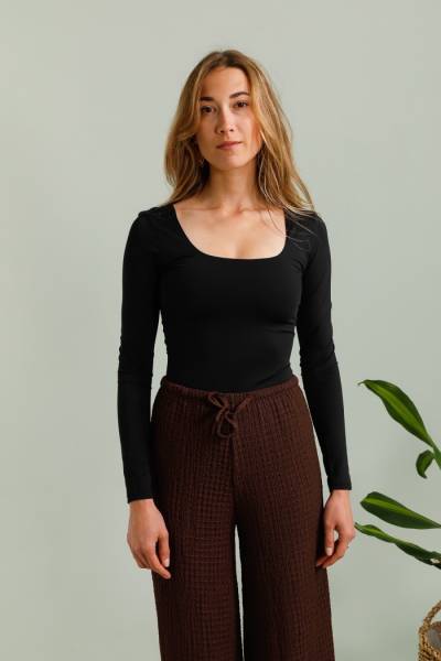 Long Sleeve Square Body - Black