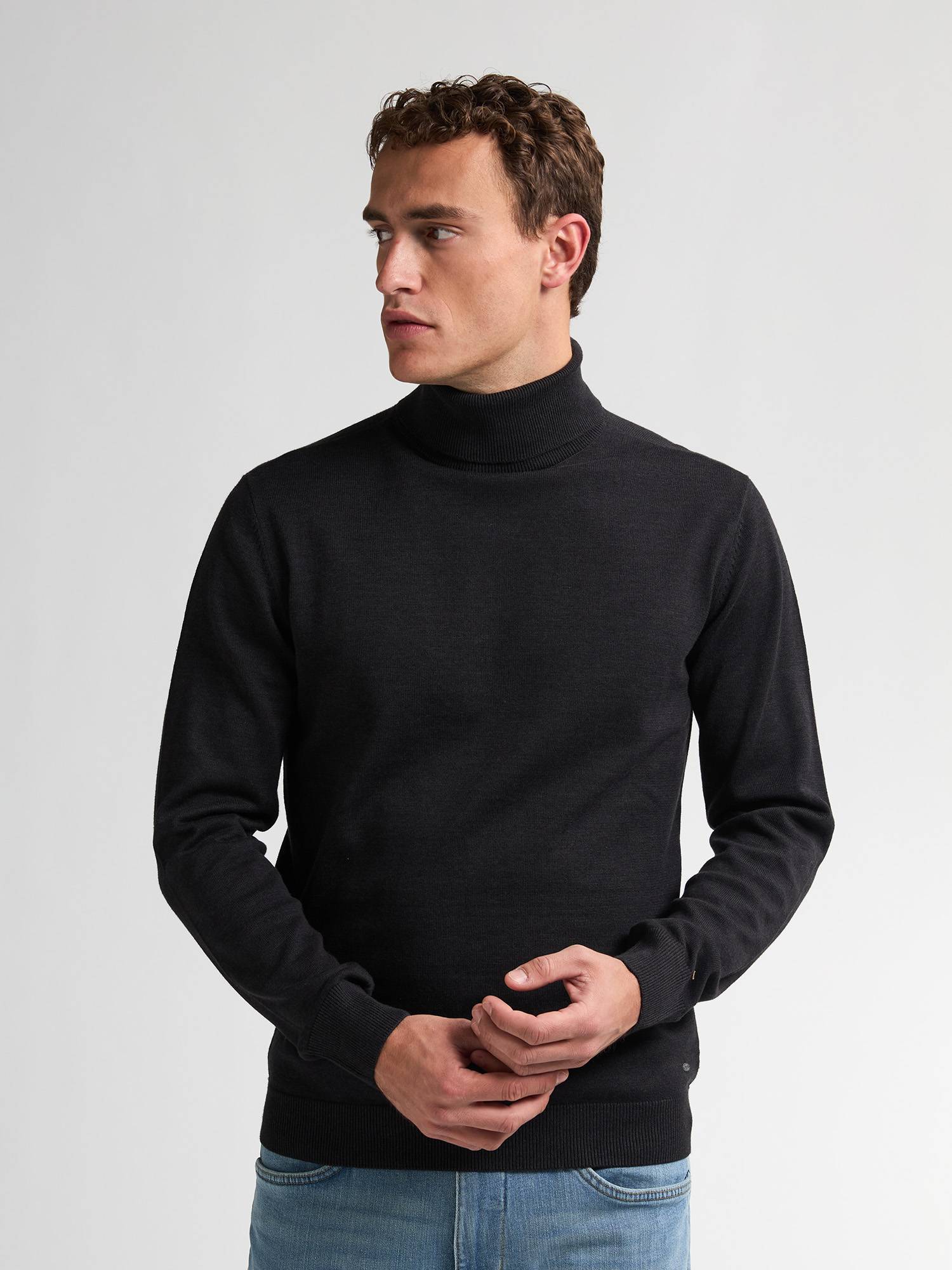 Petrol Fine-knit Turtleneck Vail - Black