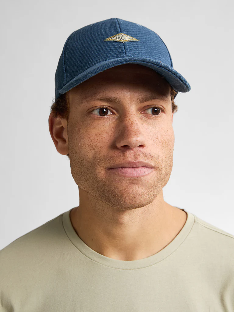 15CAP825-BLUE