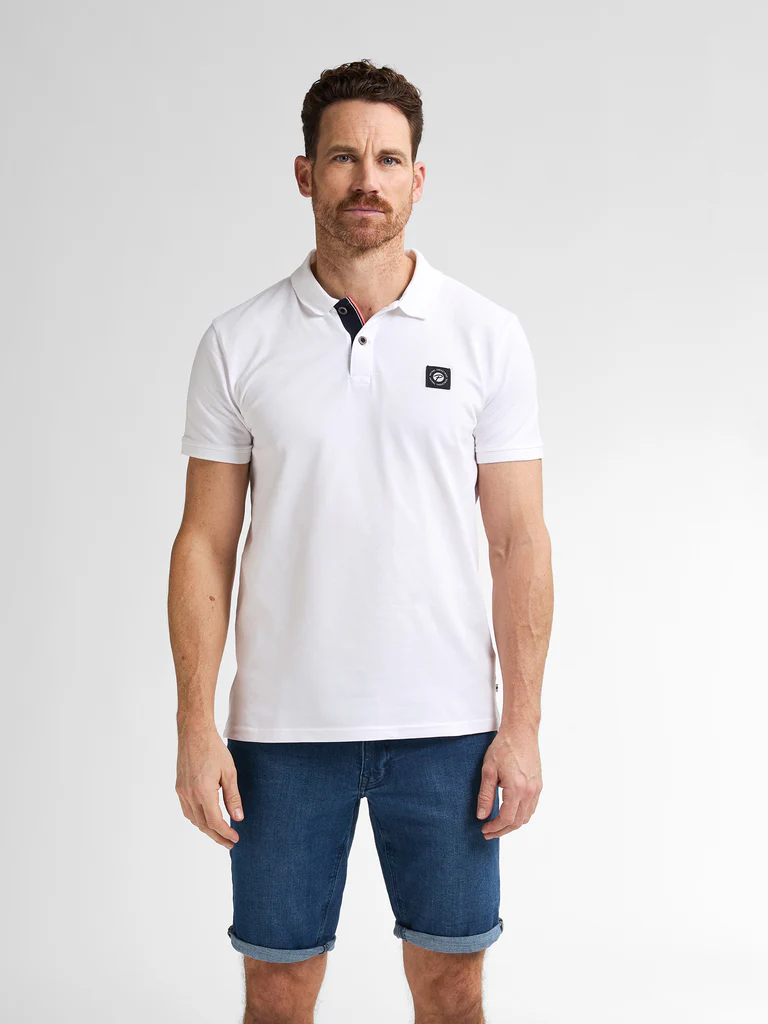 15POL945-WHITE