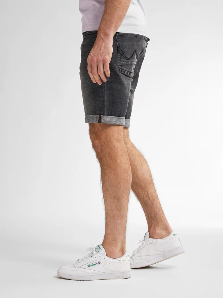 15SHO002-BLACK_5