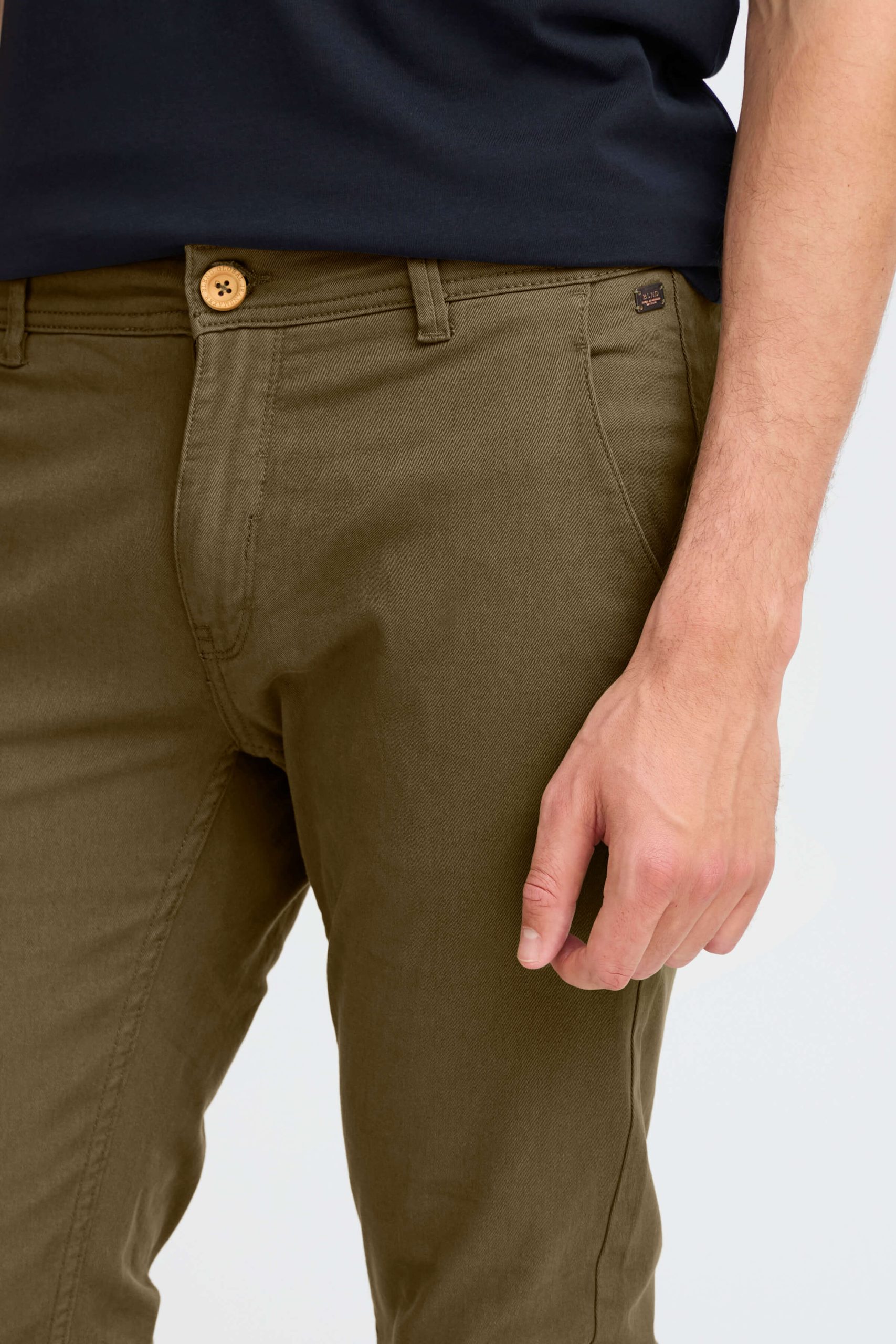20703472-KHAKI_5
