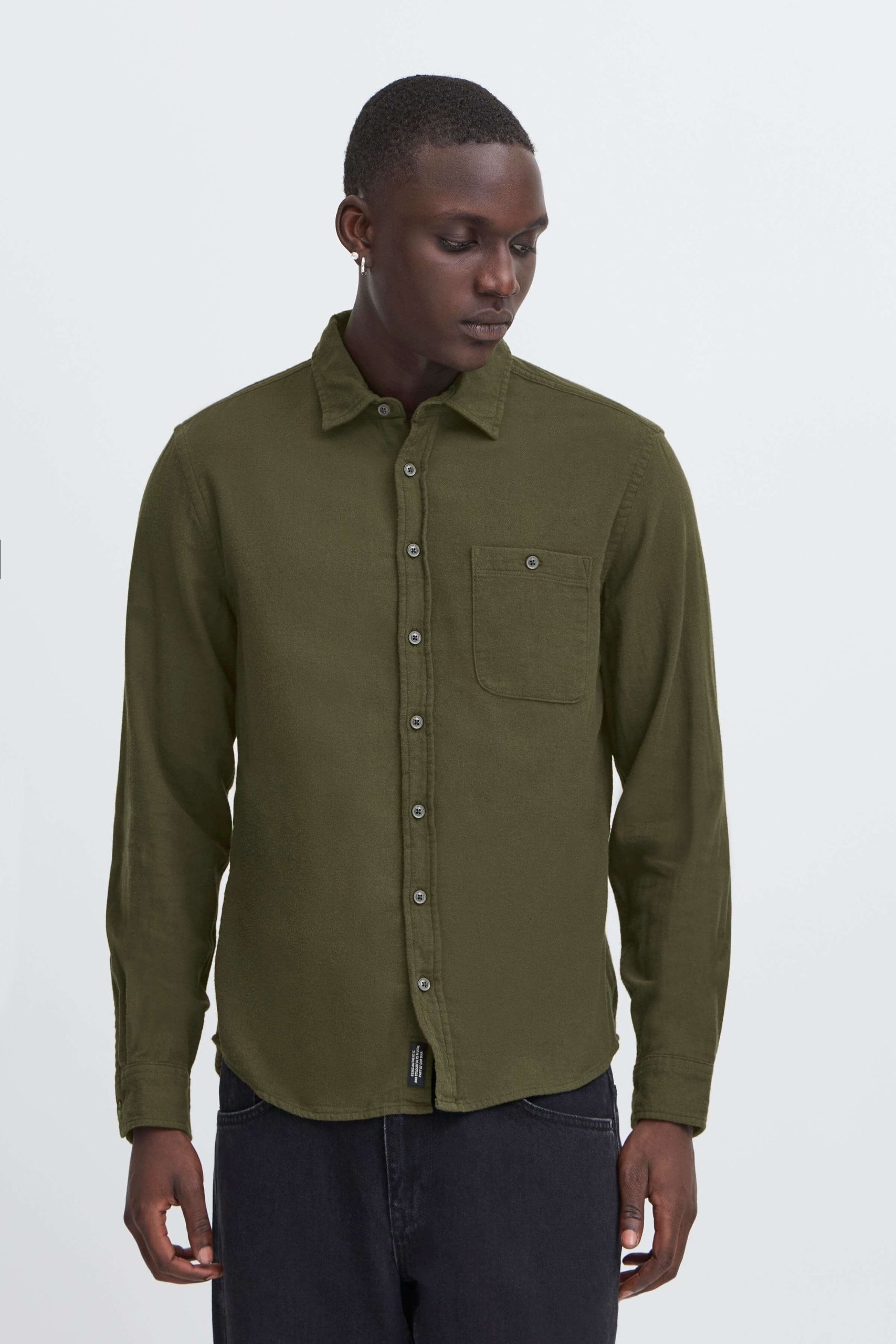 20718445-KHAKI