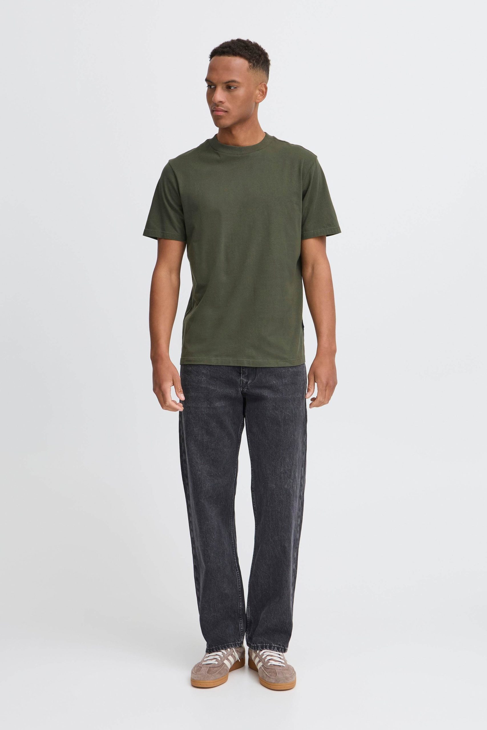 20718460-KHAKI_2