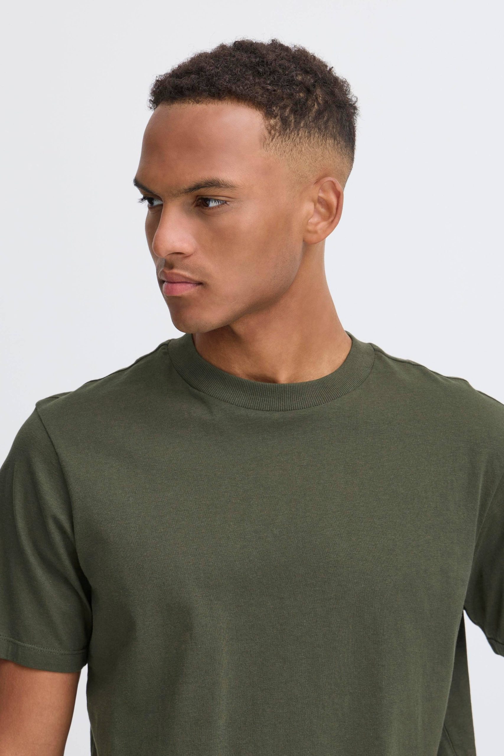 20718460-KHAKI_6