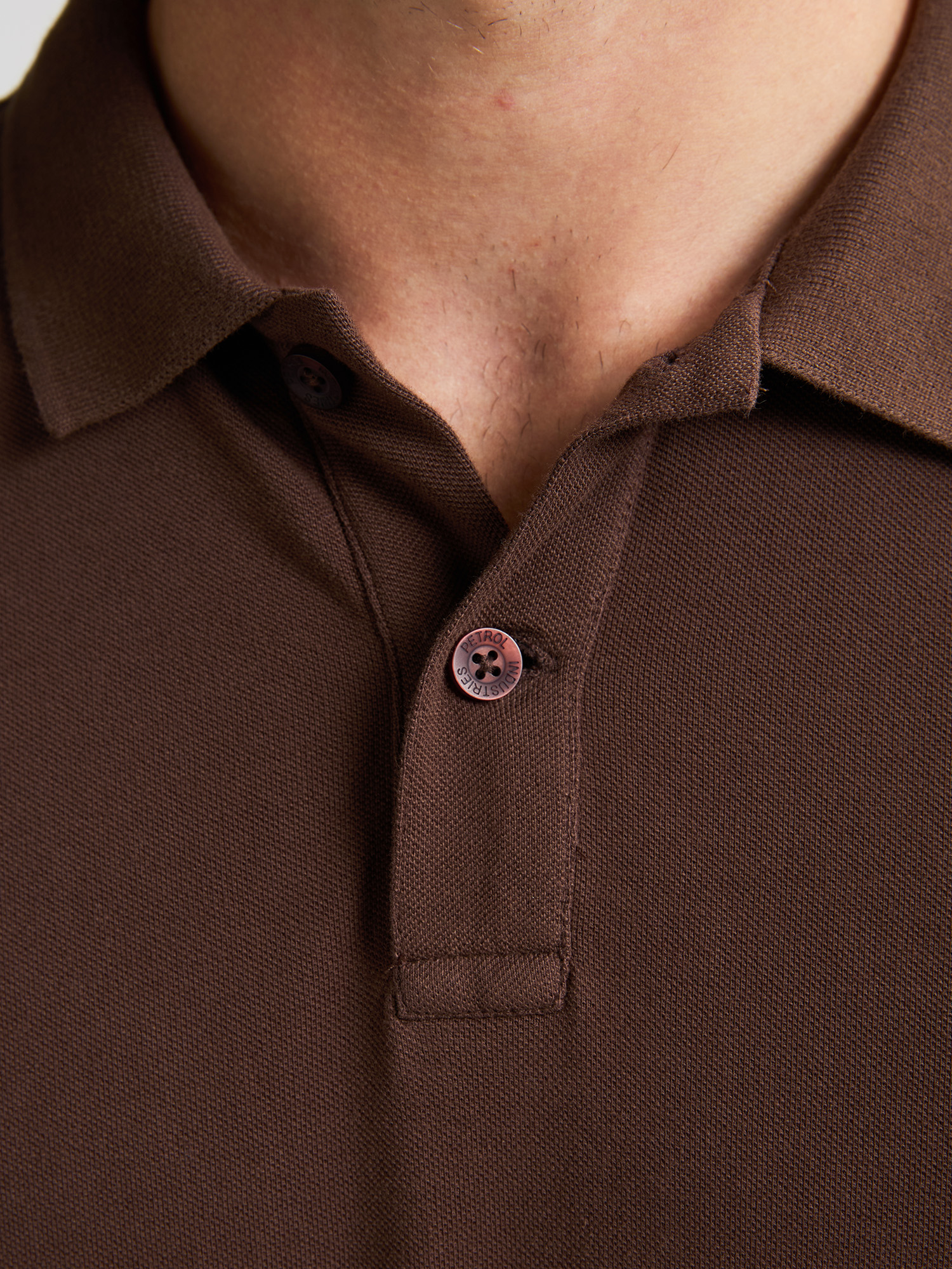 25POL002-BROWN_5
