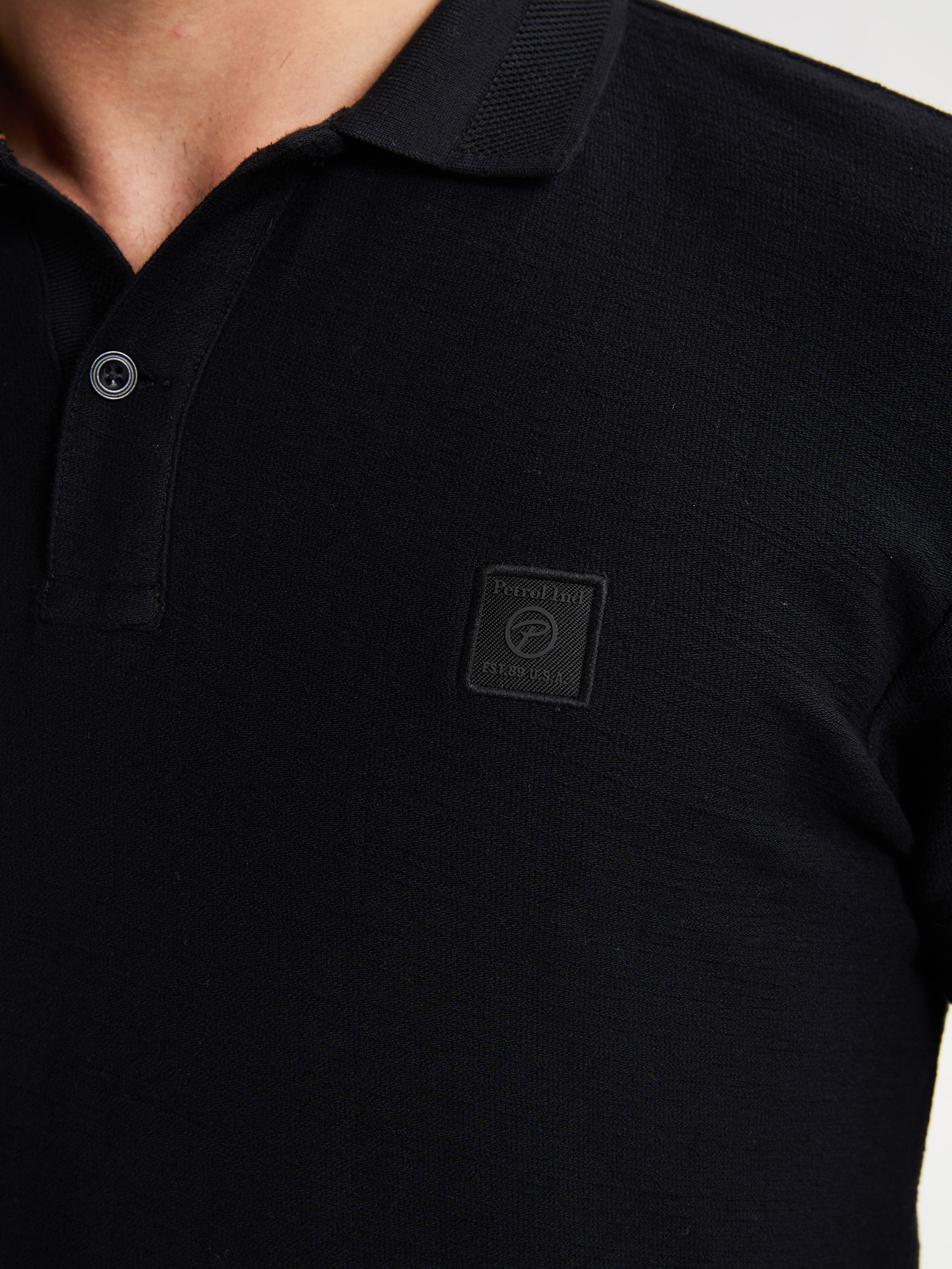 25POL902-BLACK_5