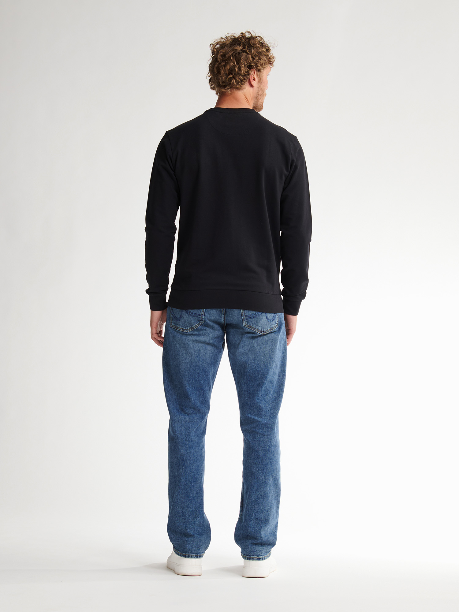 25SWR002-BLACK_3