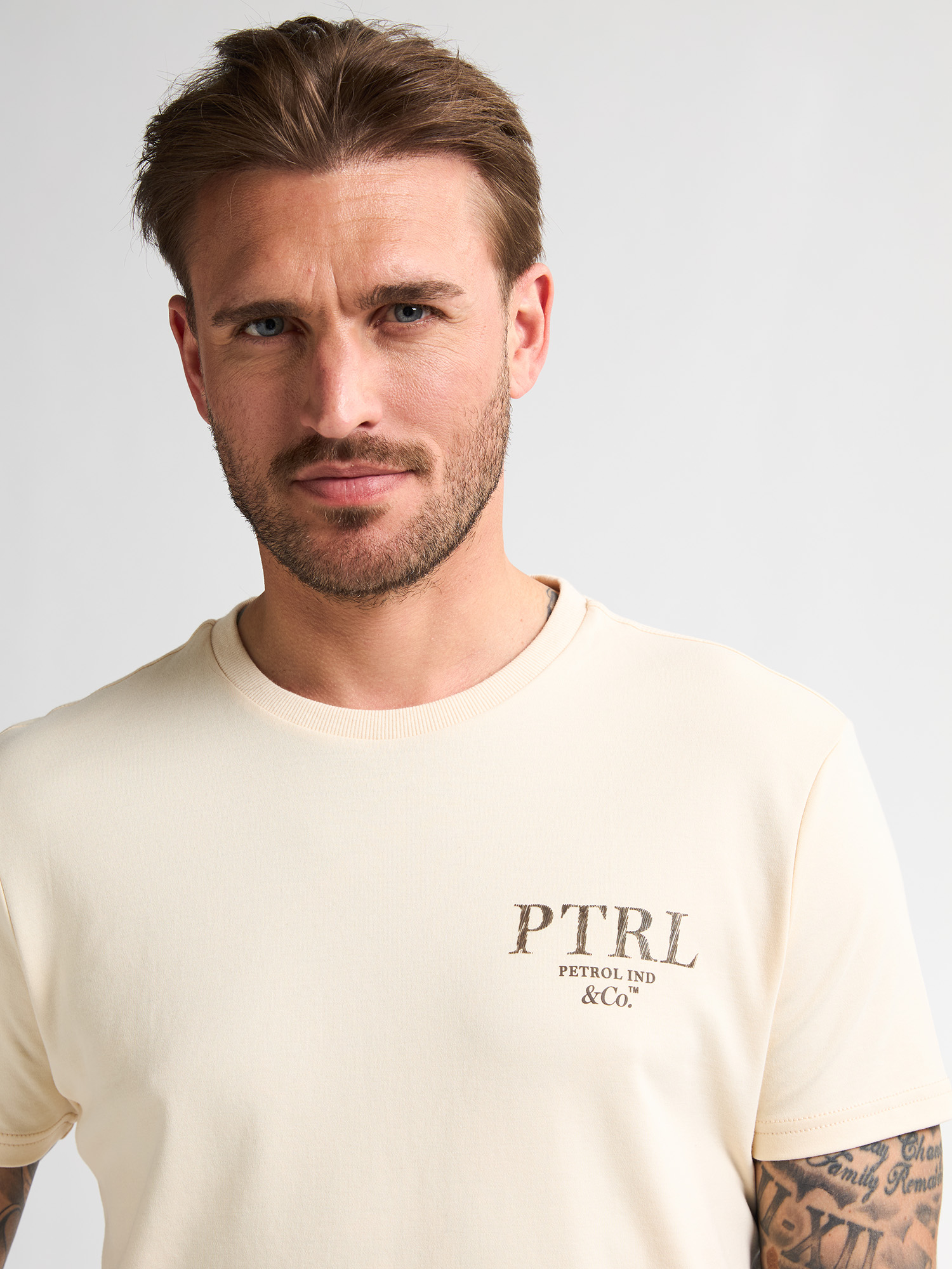 25TSR673-WHITE_4