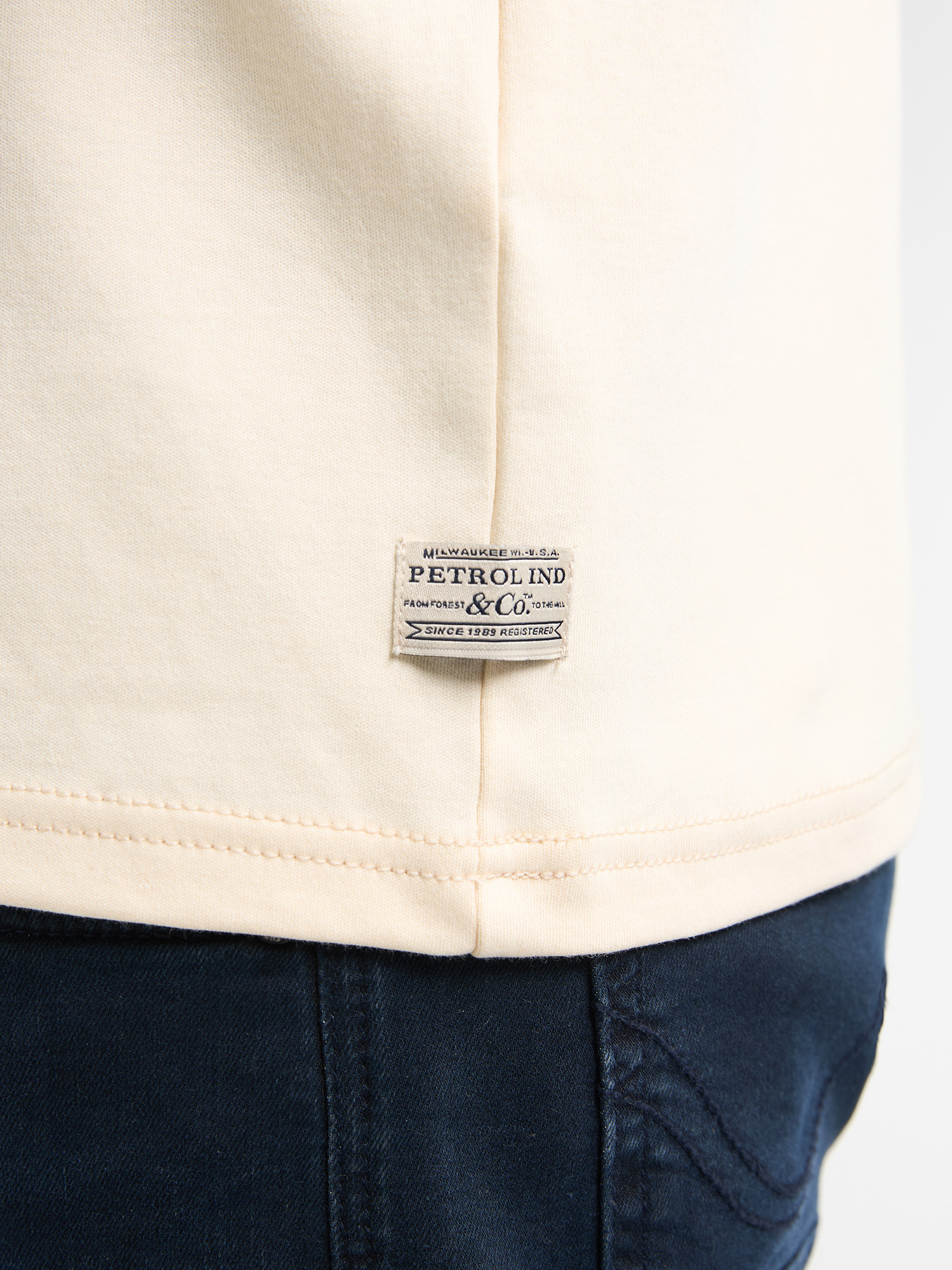 25TSR673-WHITE_6
