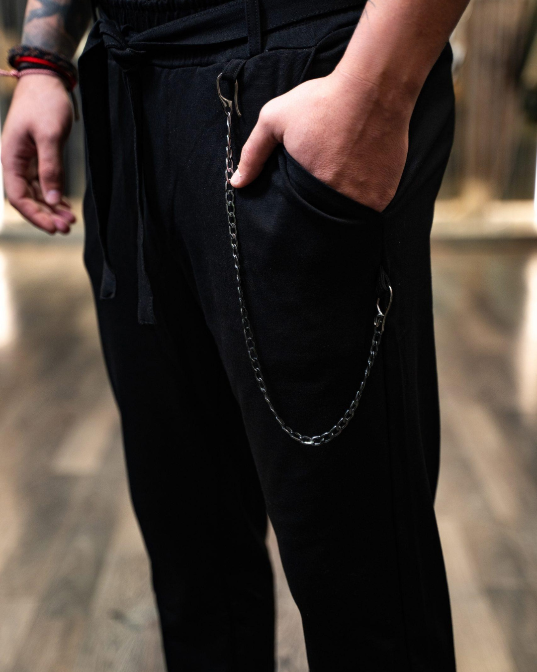 7082-BLACK_2