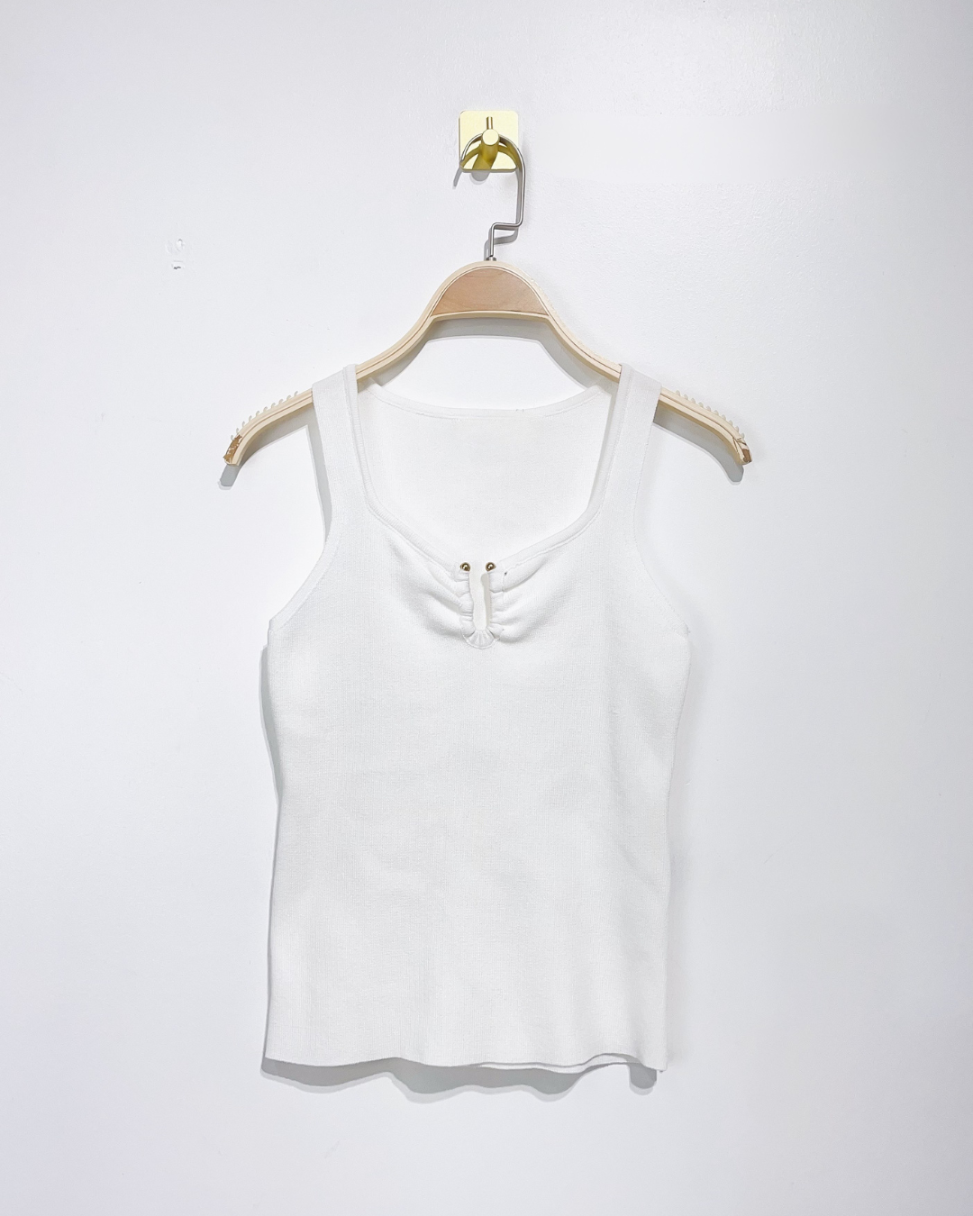 LU22021-WHITE_5