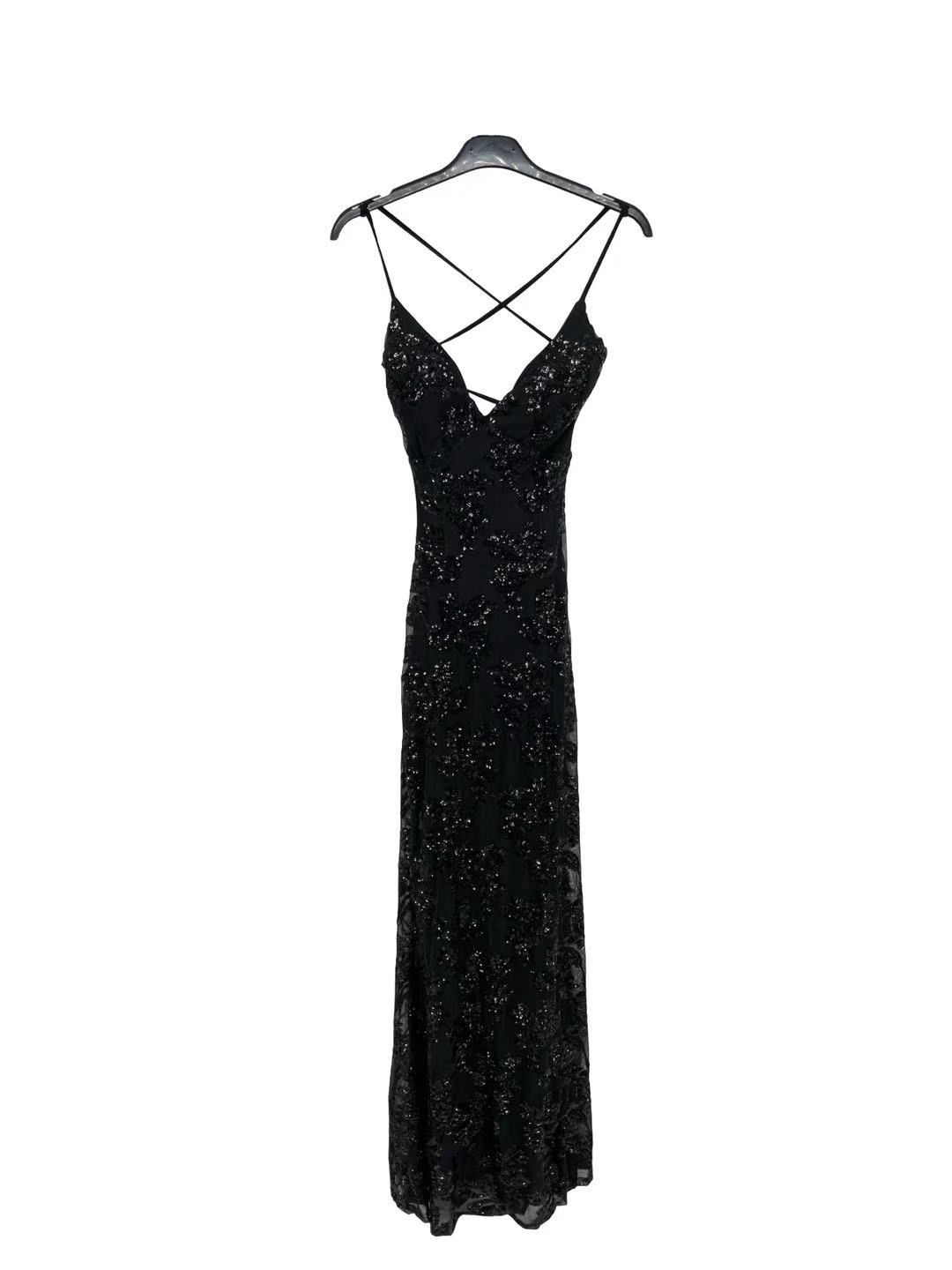 MI129434-BLACK_7