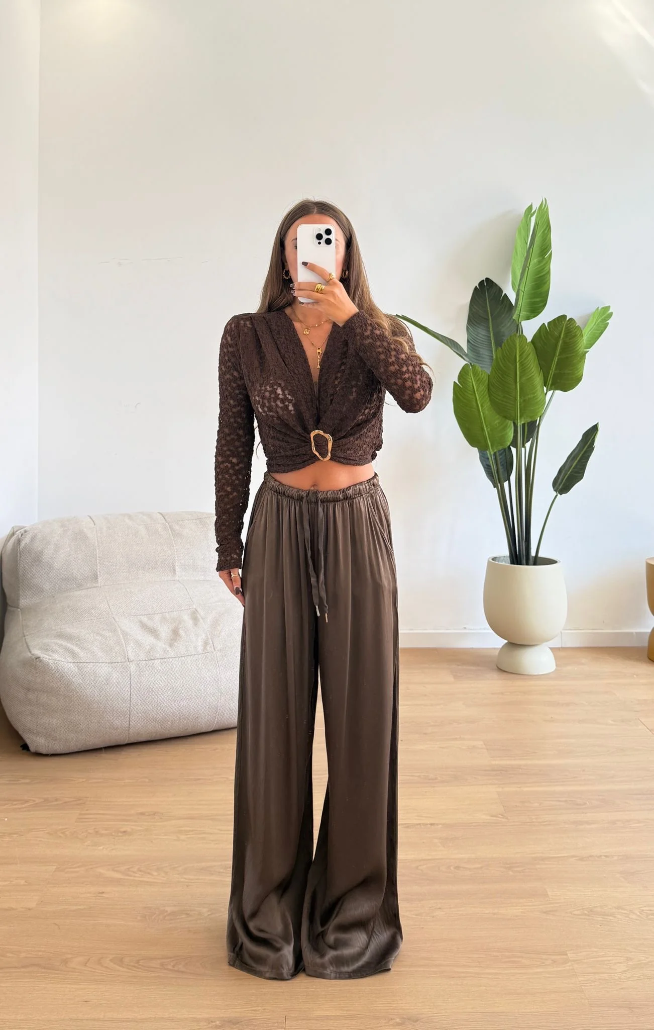 MI133833-BROWN_1