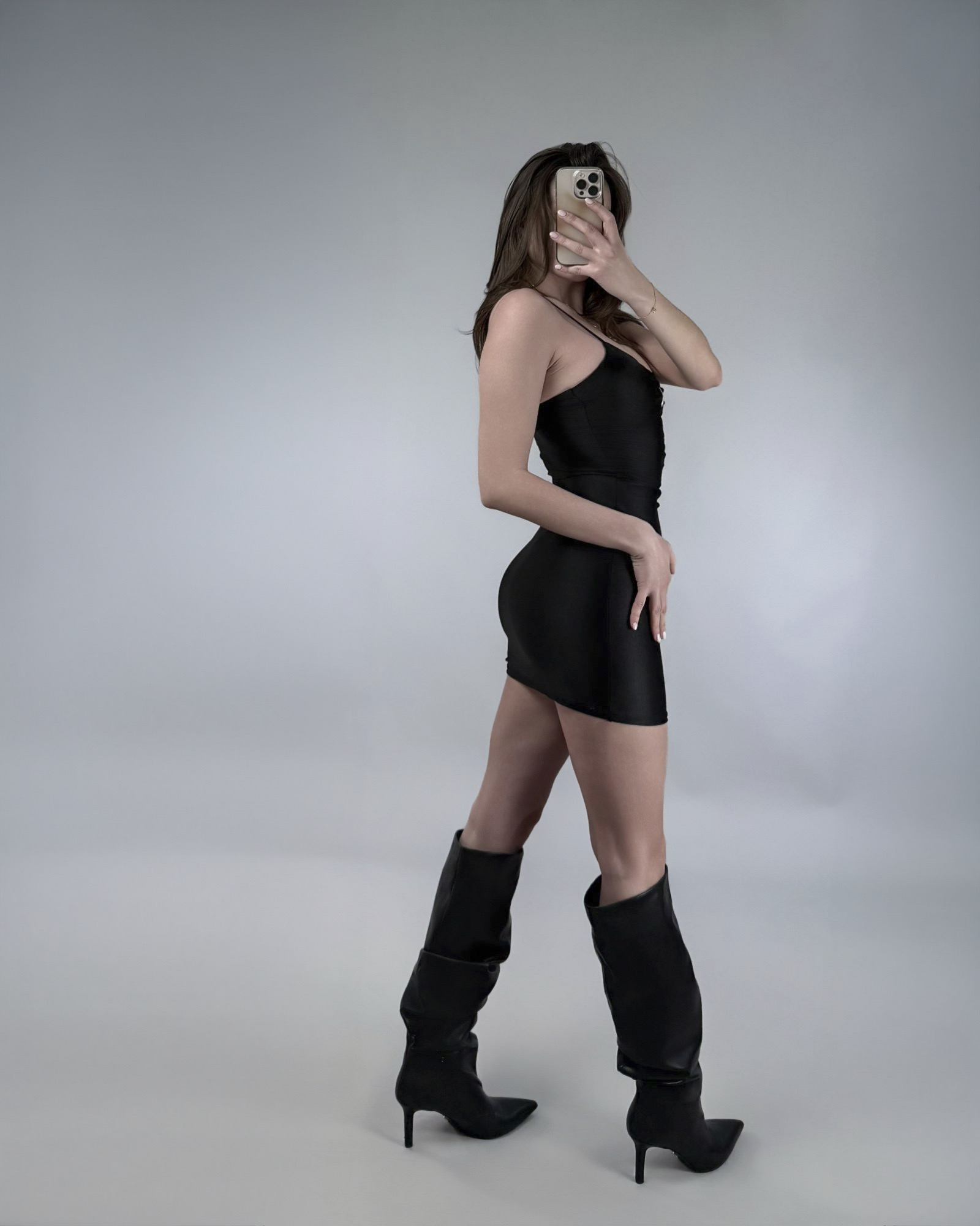 MI13660-BLACK_1