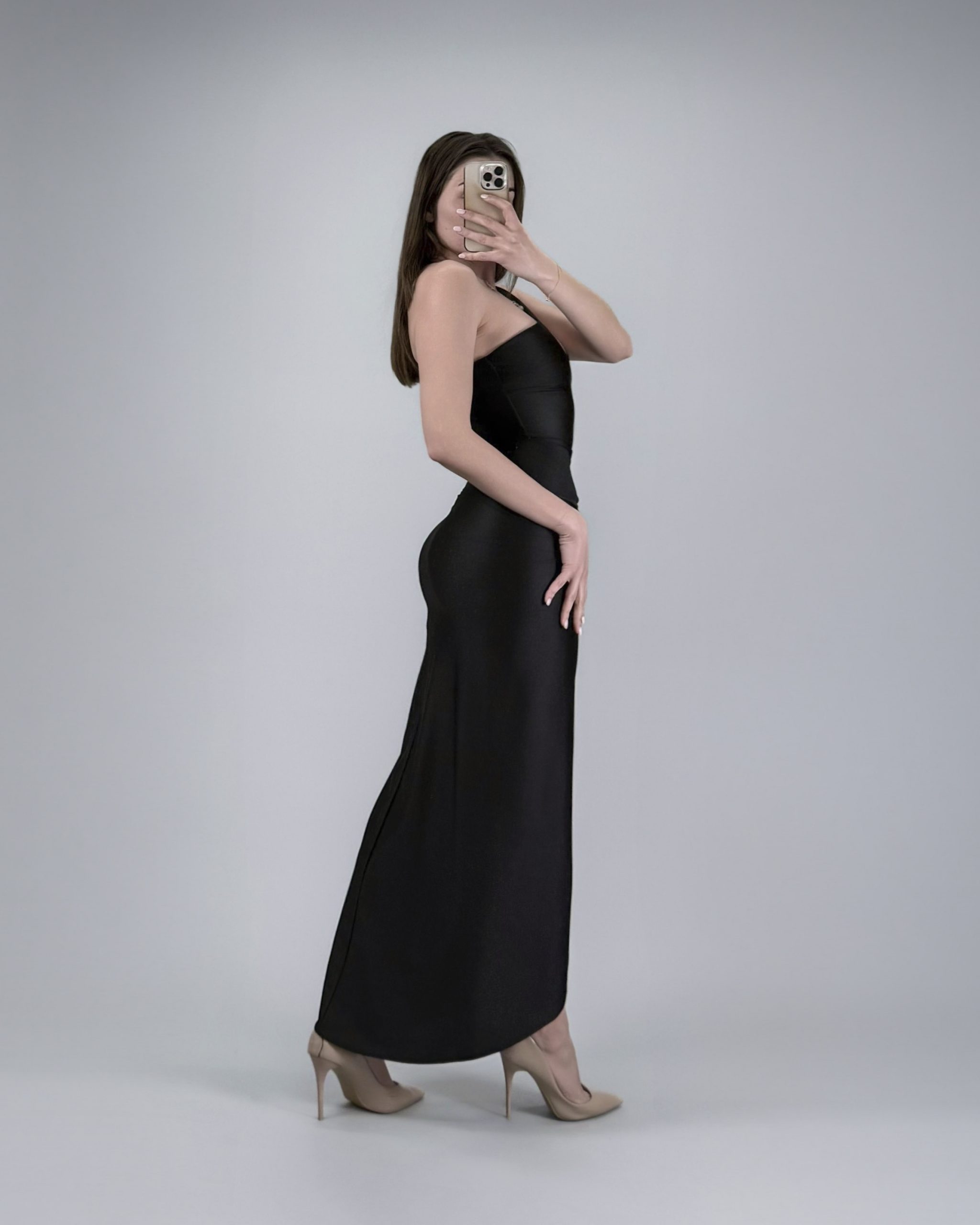 MI13683-BLACK_1