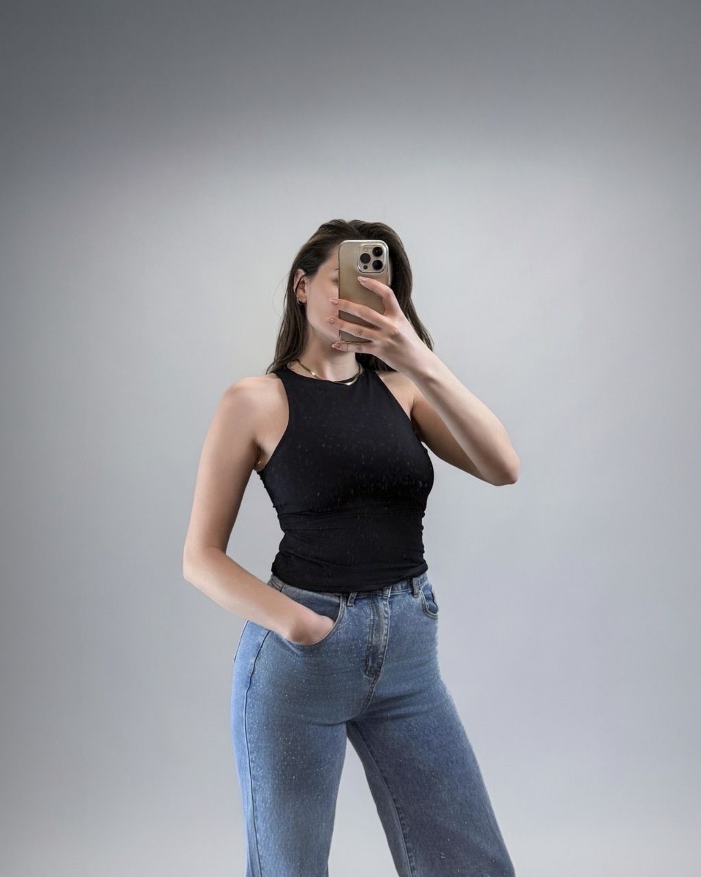 MI137711-BLACK_1