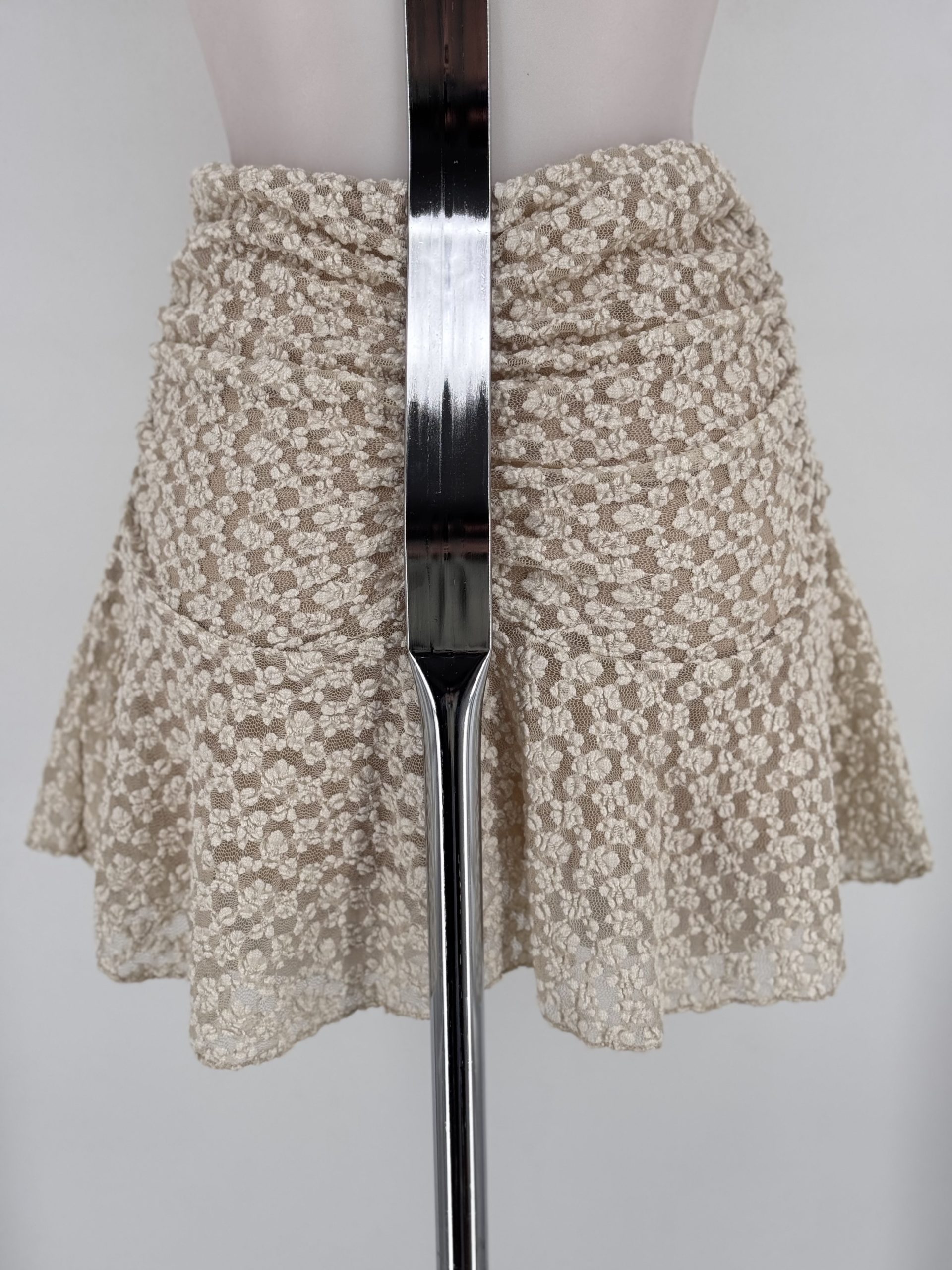 MI13807-BEIGE_12