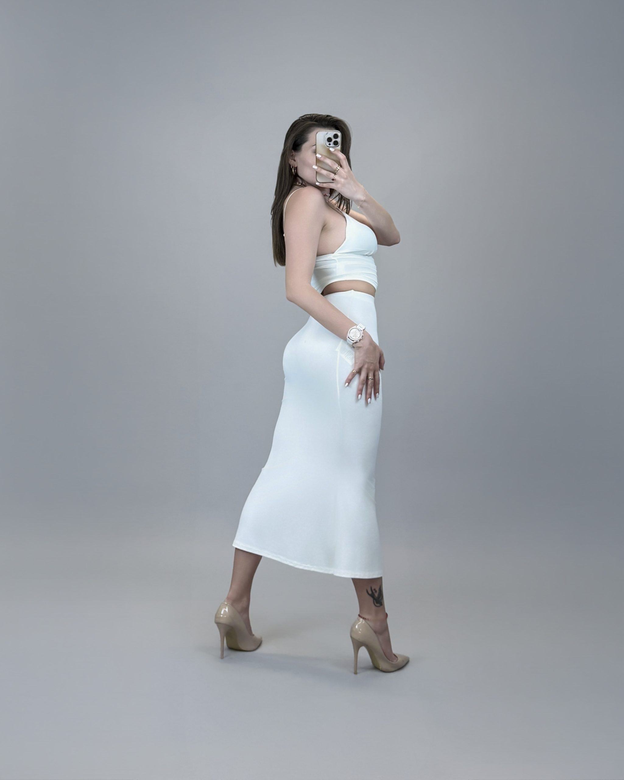MI13946-WHITE_2