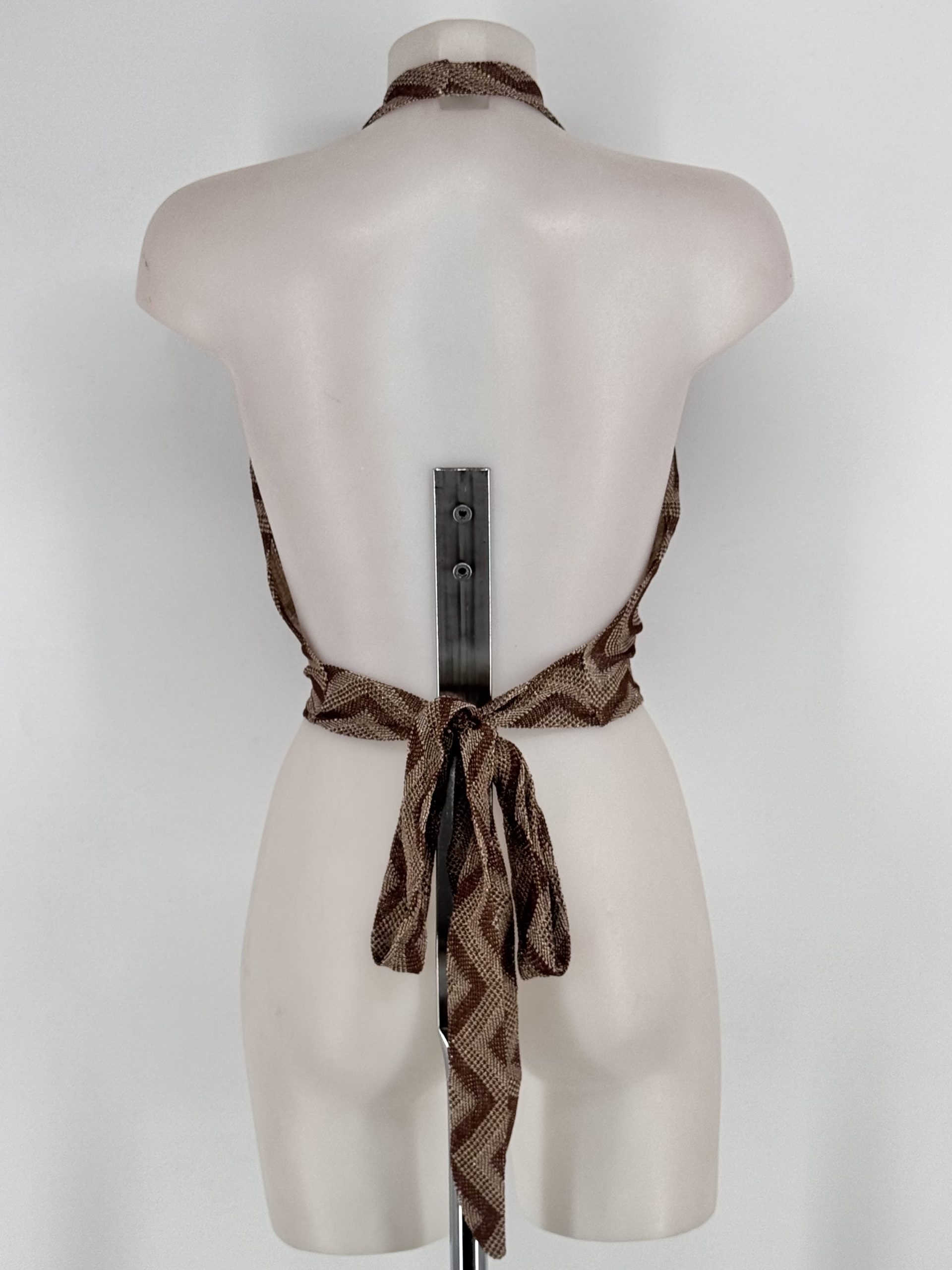 MI13987-BROWN_2