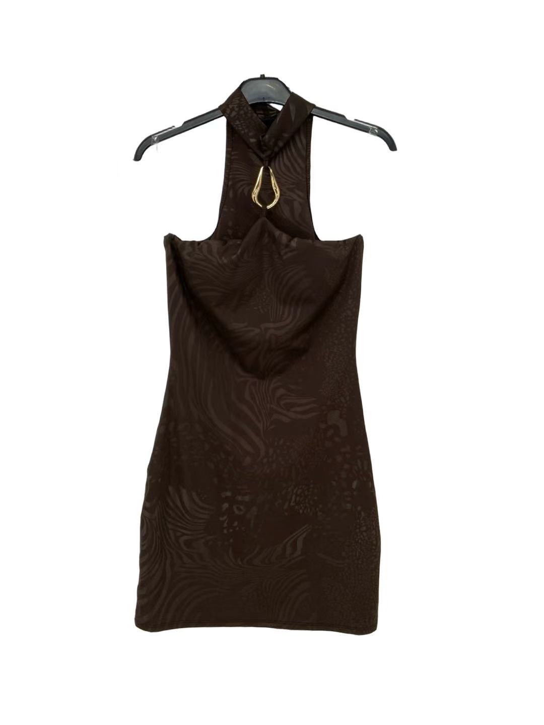 MI14175-BROWN_2