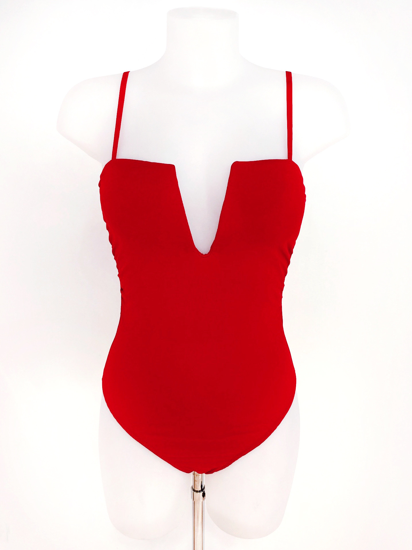 MI153804-RED