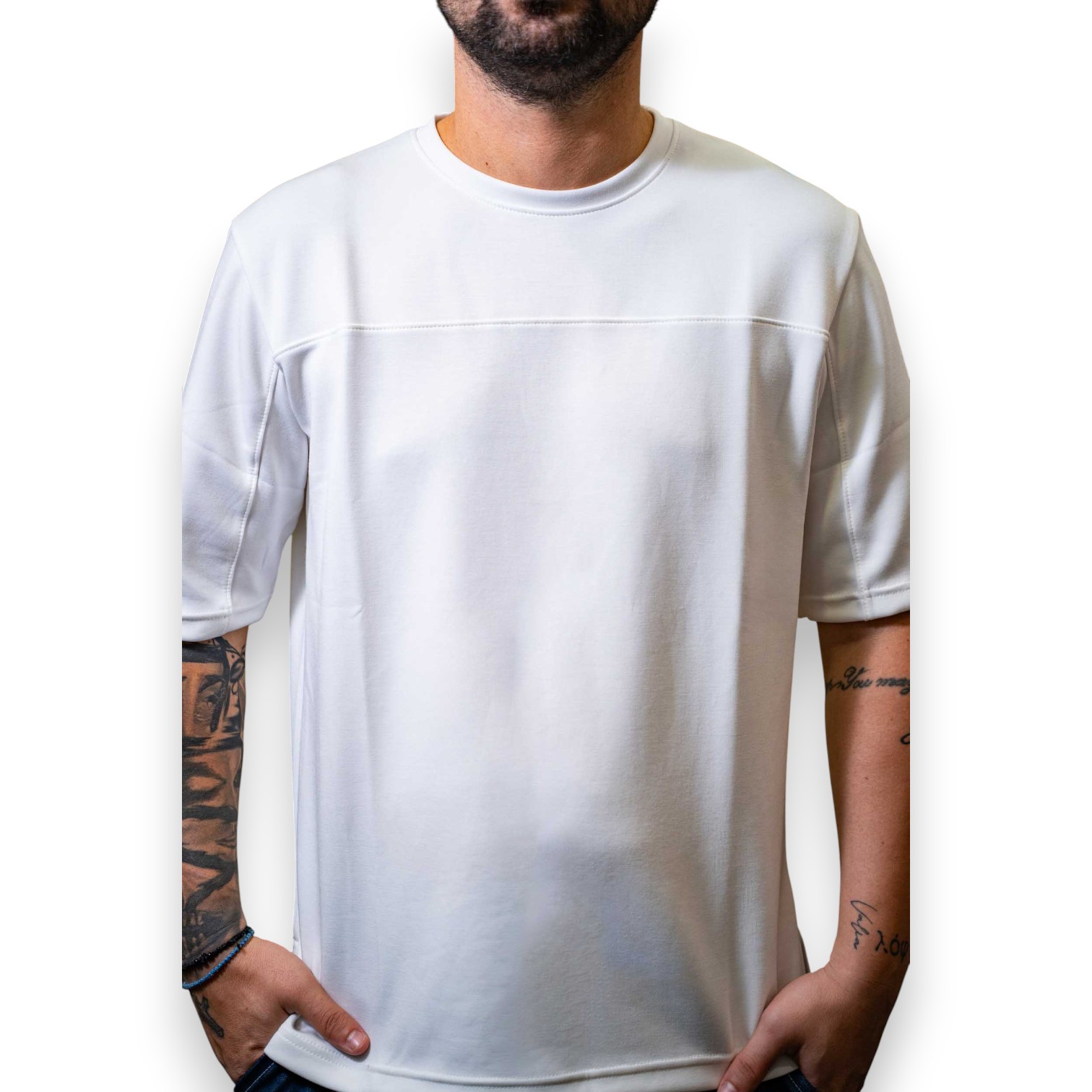 RE2602-WHITE_2