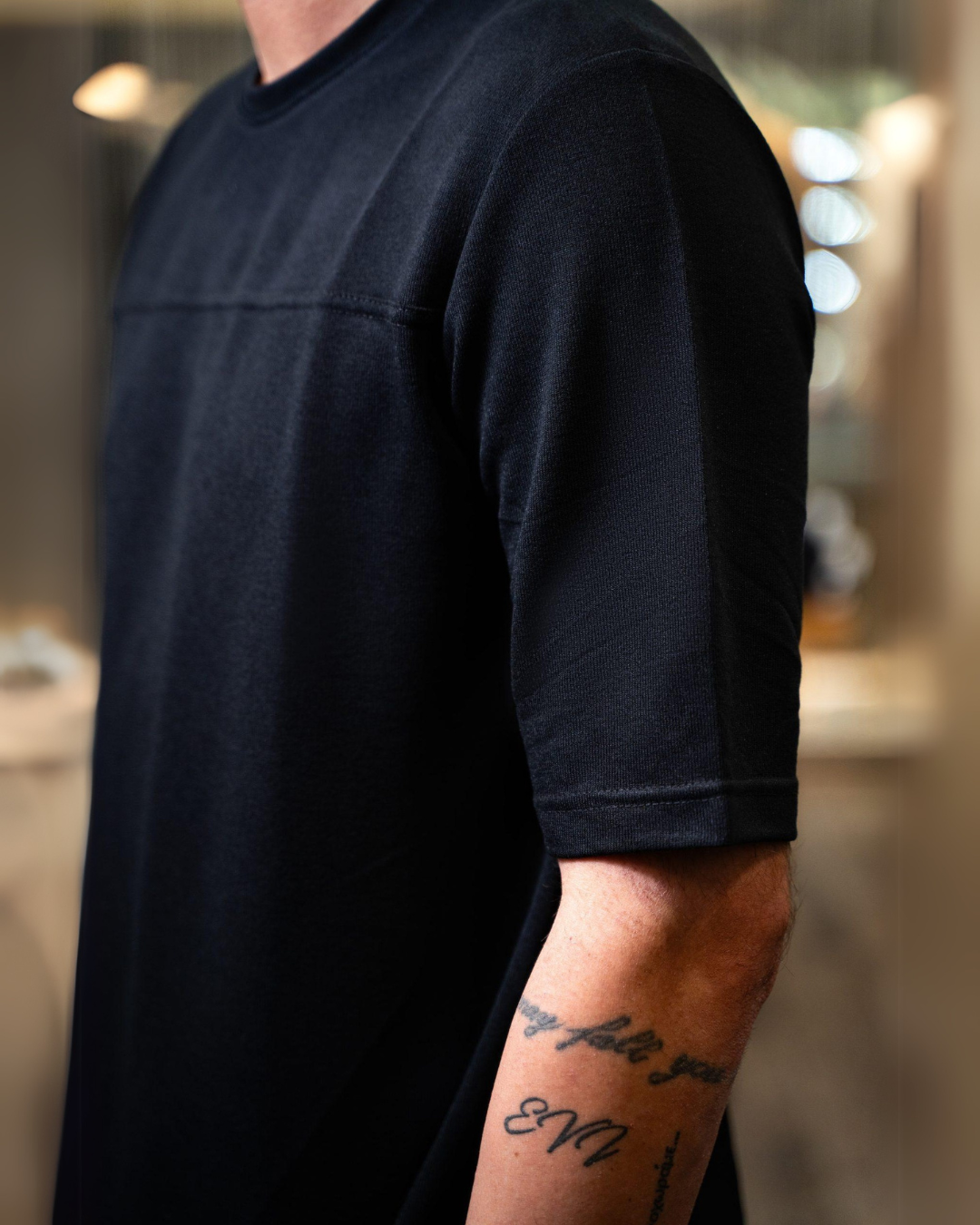 RE7017-BLACK_2