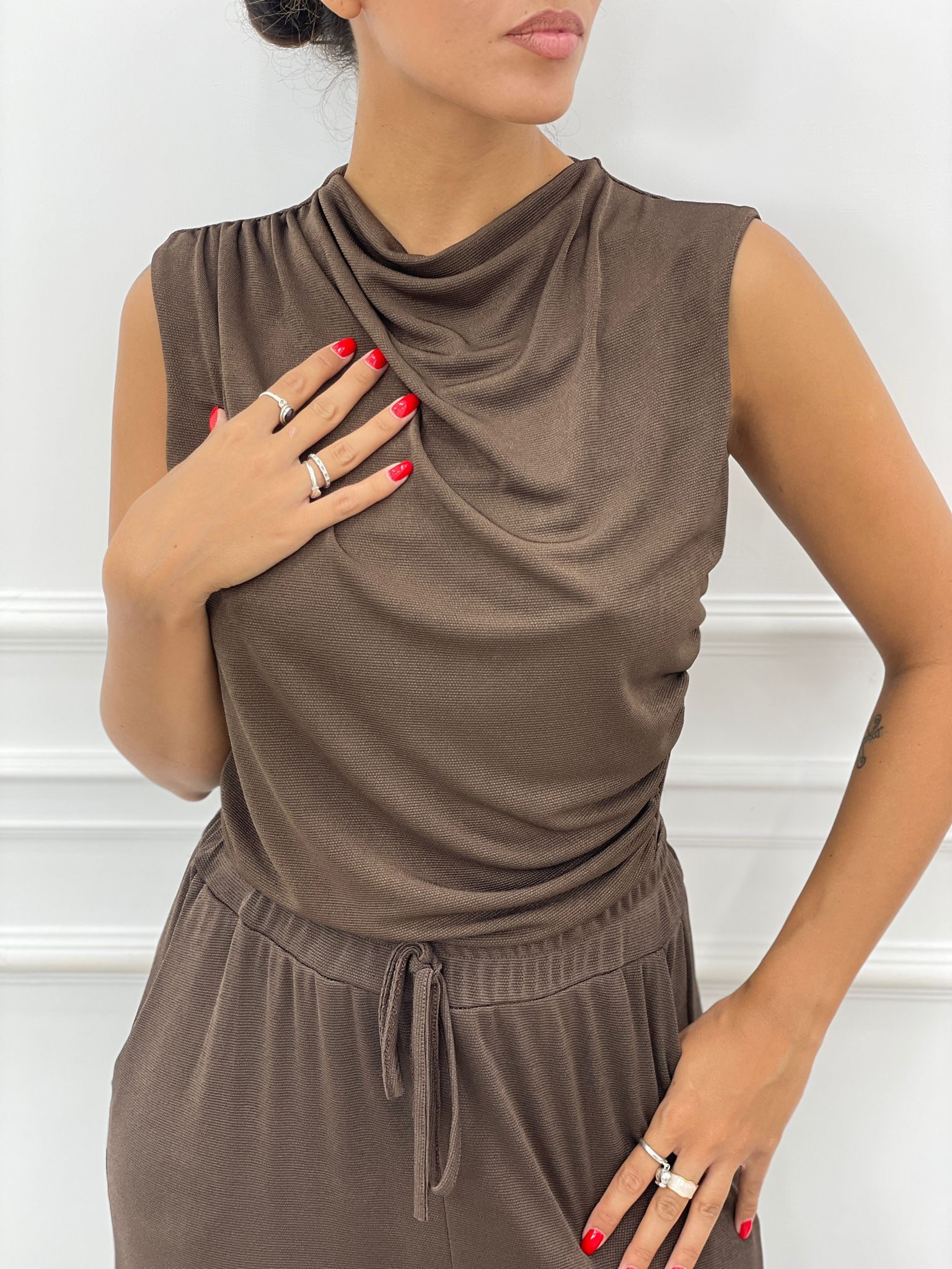 UN258762-BROWN